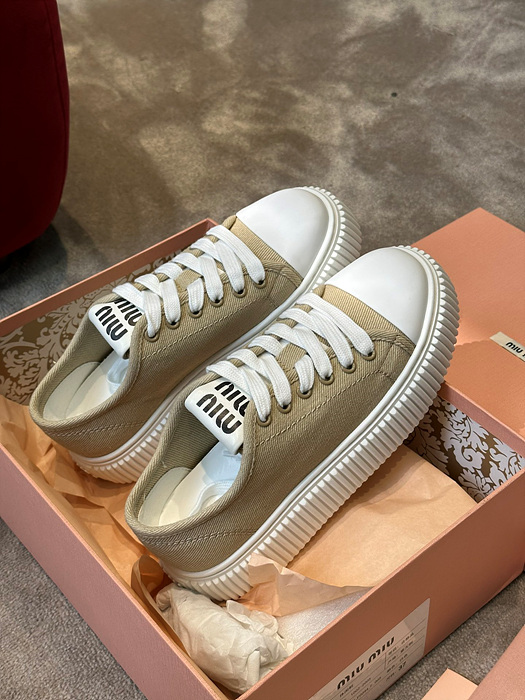 23ss miu mi* 플랫폼 스니커즈