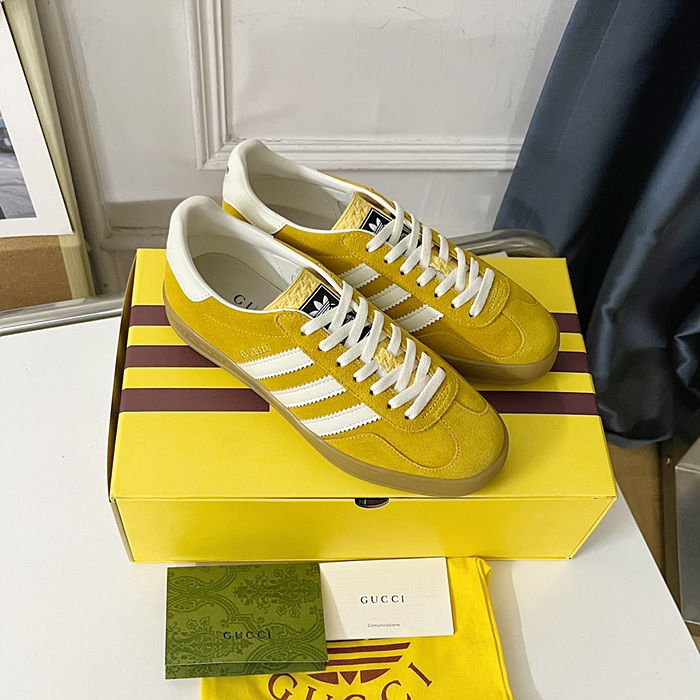 23ss gucc* x adida* 가젤 스니커즈