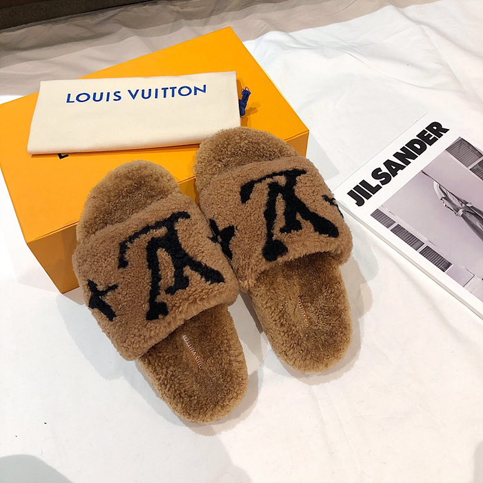 23FW lv 로고 울 슬라이드