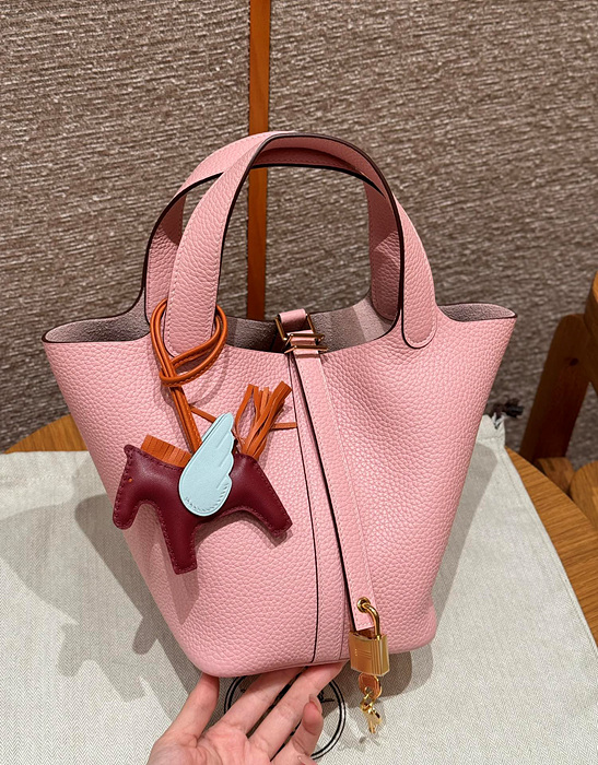 피코탄18