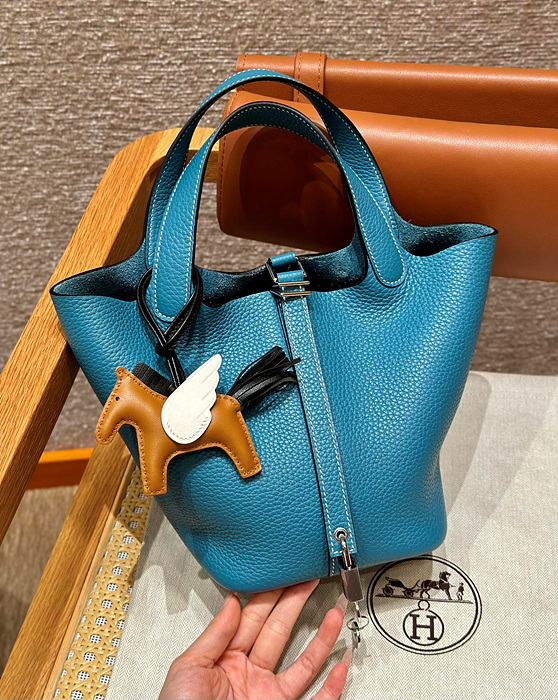 피코탄18