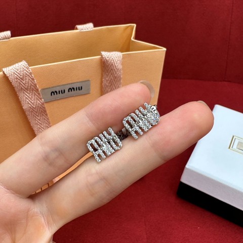 miu mi* 크리스탈 펄 메탈 귀걸이