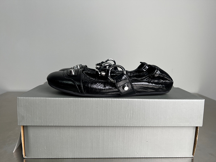 balenciag* 시티 발레리나