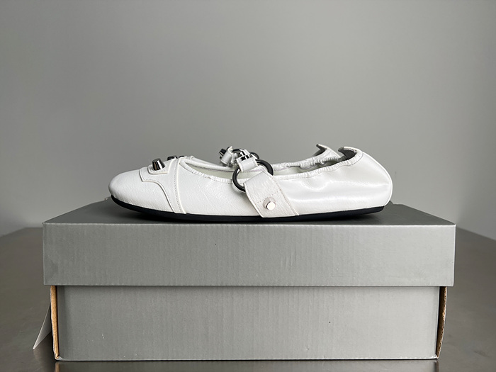 balenciag* 시티 발레리나