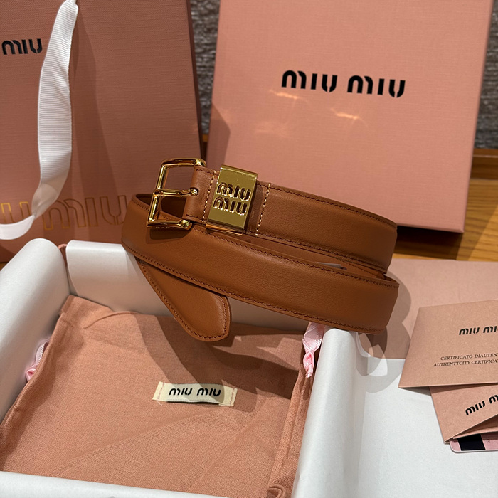 miu mi* 로고 플레이트 벨트 정품급