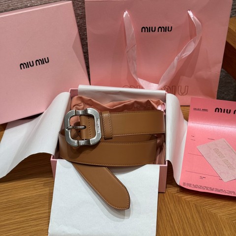 miu mi* 로고 버클 벨트 정품급