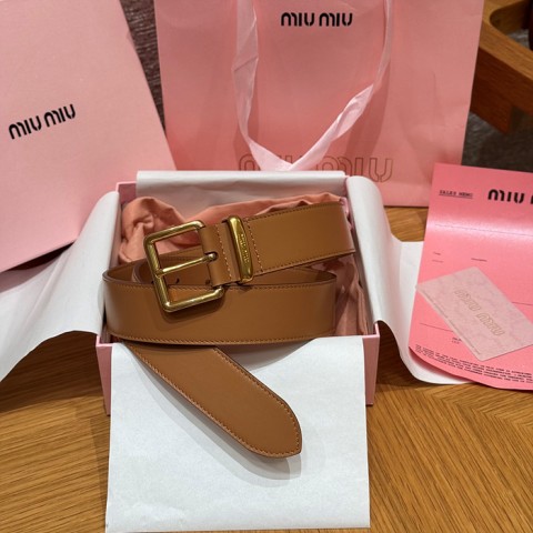 miu mi* 클래식 로고 버클 벨트 정품급