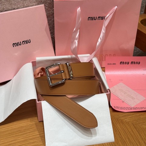 miu mi* 클래식 로고 버클 벨트 정품급