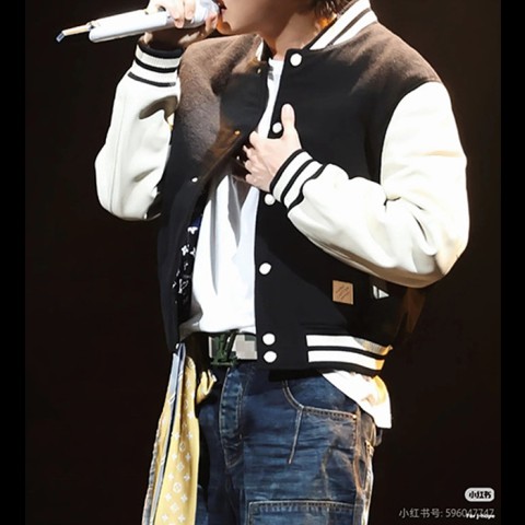 lv 레더 시그니처 바시티 재킷 (공용)