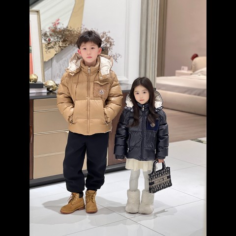 moncl*r 율 다운 재킷